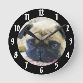 Pug dog round clock