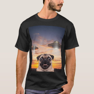 Pug Dog Selfie Phone Photo Funny UFO Sighting T-Shirt