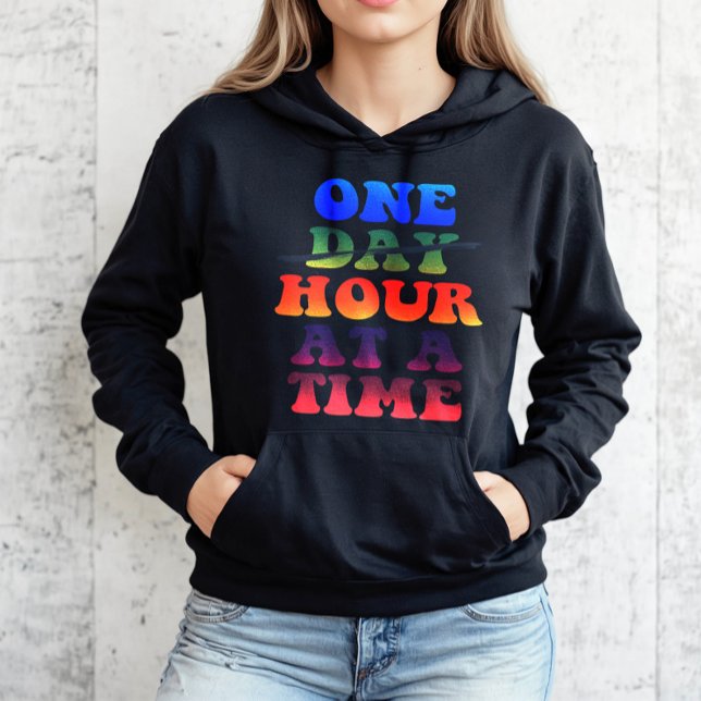 Pull À Capuche Une Heure À La Fois (Créateur téléchargé)