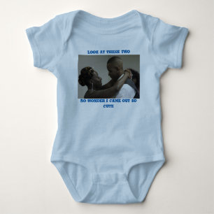 Pullover de bébé fier