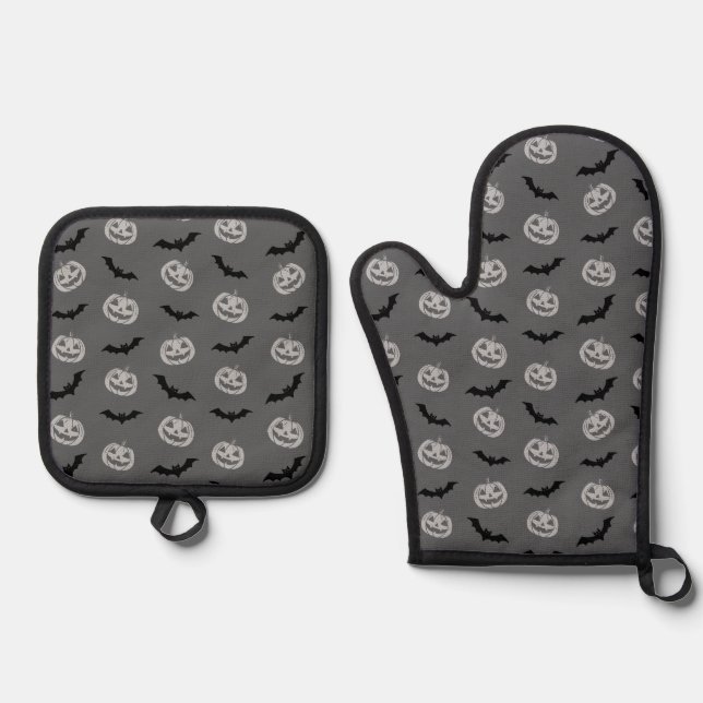 Pumpkin Bat Trick or Treat Grey Pattern Oven Mitt & Pot Holder Set (Front)