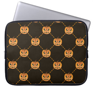 Pumpkin Halloween party theme. Laptop Sleeve