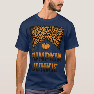 Pumpkin Junkie leopard pumpkin fall vibes autumn  T-Shirt