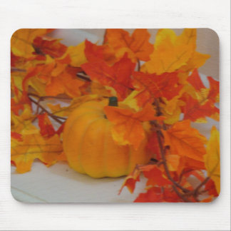 Pumpkin&Orange Leaves Arrangement Mouse Pad