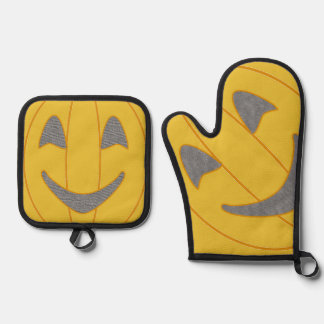 Pumpkin oven mitt & pot holder set