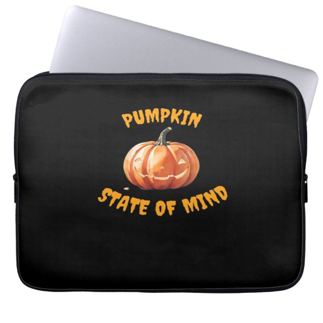 Pumpkin State of Mind - Halloween Classic T-Shirt Laptop Sleeve (Front)