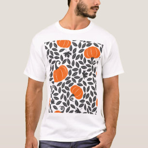 Pumpkins, leaves: cute autumn pattern. T-Shirt