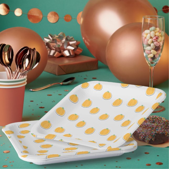Pumpkins on  grey paper plate (Multi)