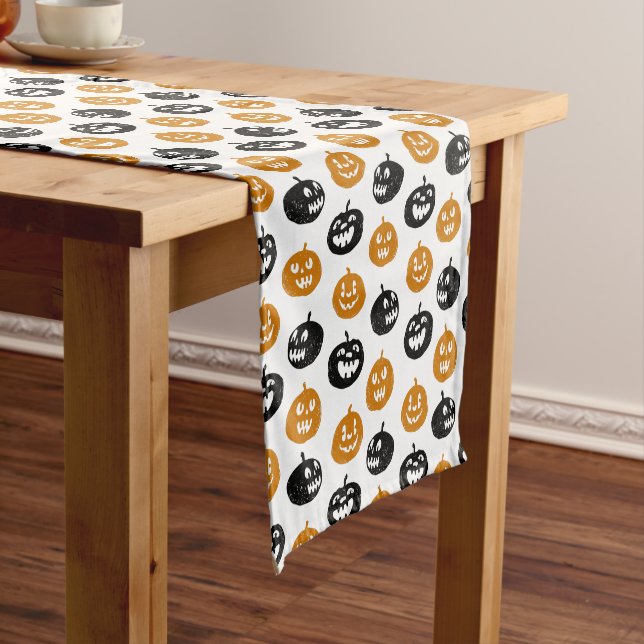 Pumpkins Short Table Runner (In Situ)