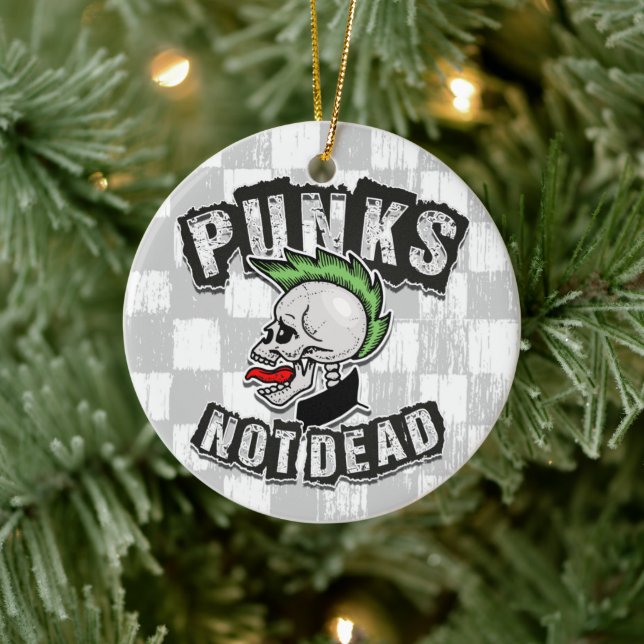 Punks Not Dead Skull Mohawk Punk Rock Rocker Ceramic Ornament (Tree)