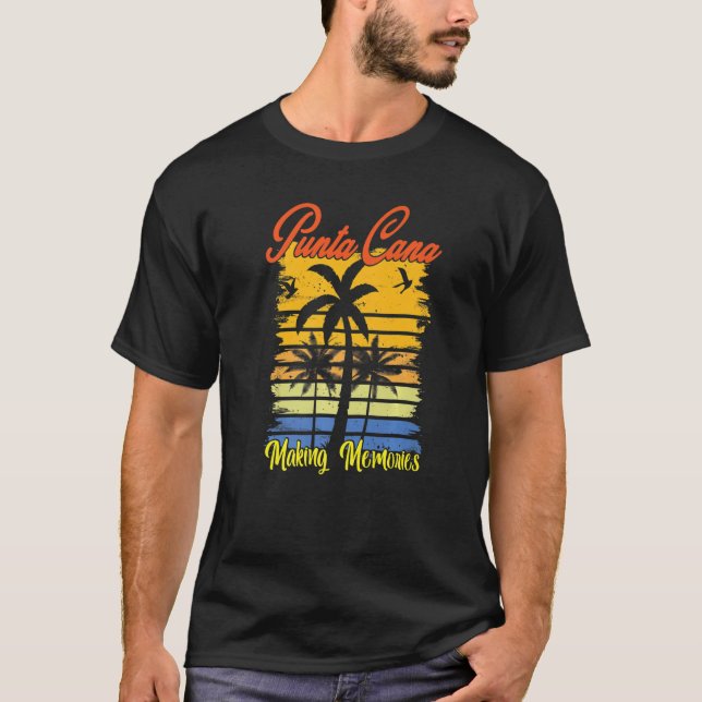 Punta Cana Family Vacation Making Memories Beach V T-Shirt (Front)