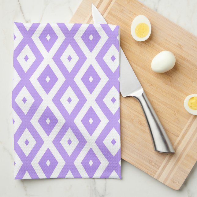Purple and white diamond pattern kitchen towel (Quarter Fold)