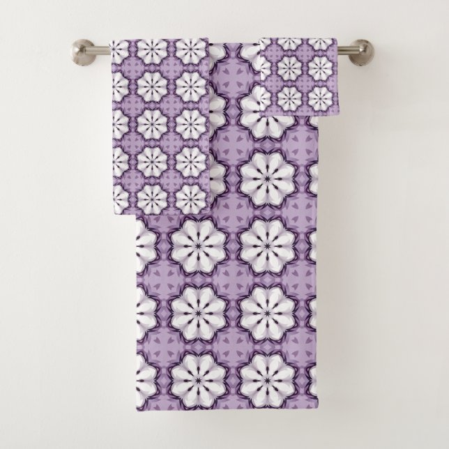 Purple and white floral patterned bath towel set (Insitu)