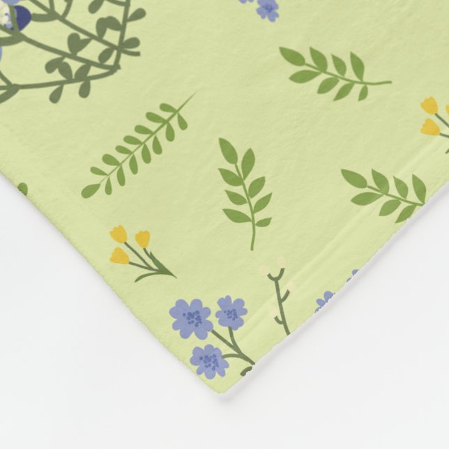 purple and yellow flowers pattern fleece blanket (Corner)