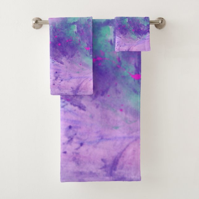 Purple Blue and Pink Paint Pattern Bath Towel Set (Insitu)