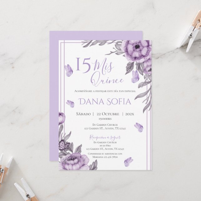 Purple Floral Quincenera Invitation Espagnol (Devant/Arrière en situation)