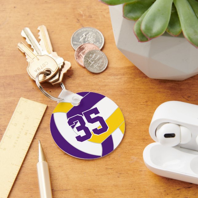 Purple gold volleyball team colours keychain (Desk)