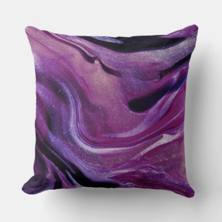 Purple Harmony Coussins : Elégance redéfinie.