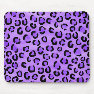 Purple Leopard Print Pattern. Mouse Pad