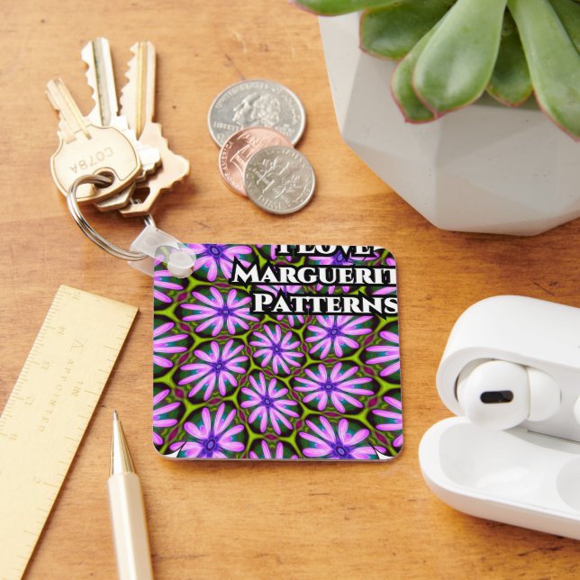 Purple Marguerite Patterns Keychain (Desk)