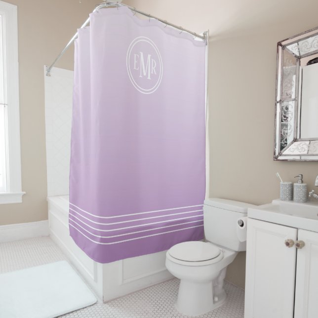 Purple Ombre Monogramme rideau de douche (En situation)