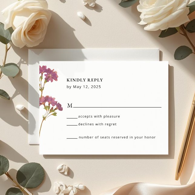 Purple Petunia Floral Wedding RSVP Card (Créateur téléchargé)