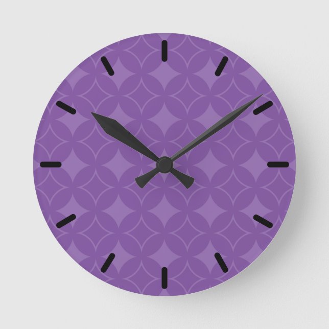 purple shippo pattern round clock (Front)