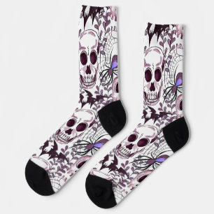 Purple skulls, bats and sort socks