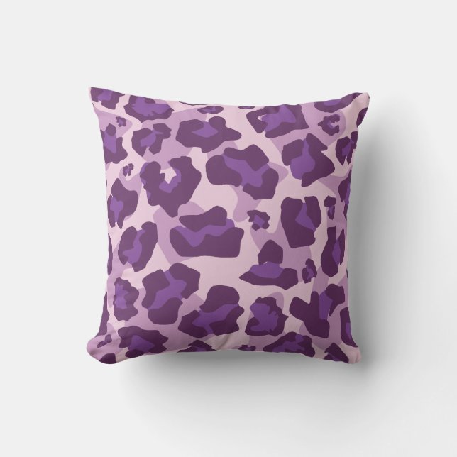Purple tones leopard animal print pattern throw pillow (Front)