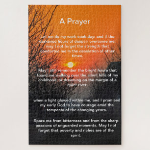 Puzzle allée sombre dans un coucher de soleil orange vif