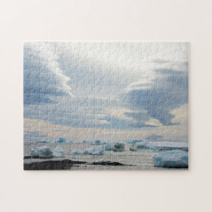 Puzzle Antarctique. Brown Bluff. Nuages lenticulaires