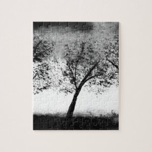 Puzzle Arbres noirs et blancs Elégante scie minimaliste