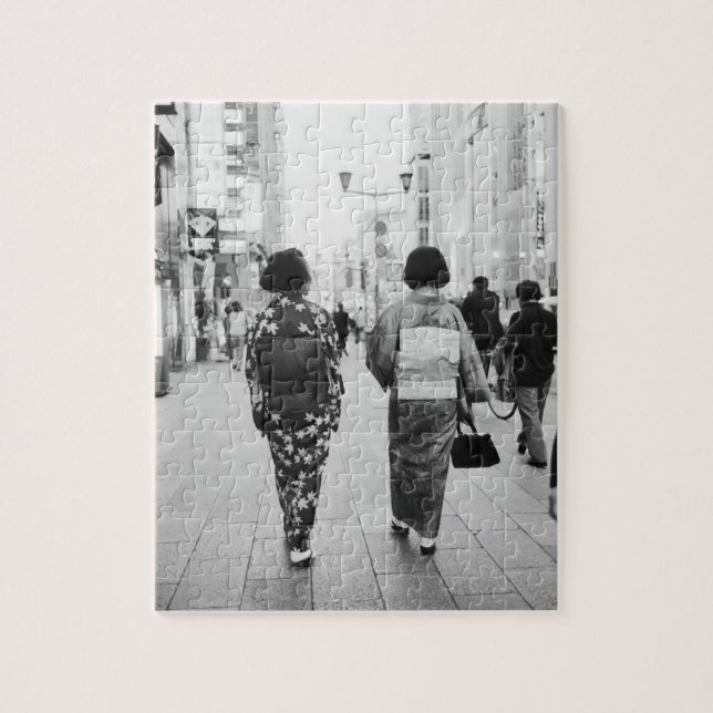 Puzzle Asie, Japon, Tokyo. Geishas sur la Ginza. (Vertical)