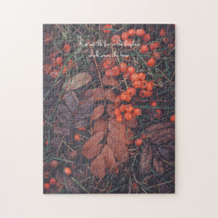 Puzzle Baies rouges et feuilles d'automne brunes