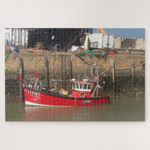 Puzzle Bateau de pêche rouge dans le port Whitstable redi