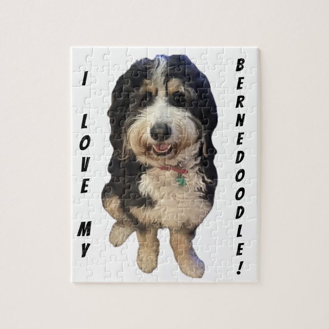 Puzzle Belle photo de Birdie le chien Bernedoodle (Vertical)