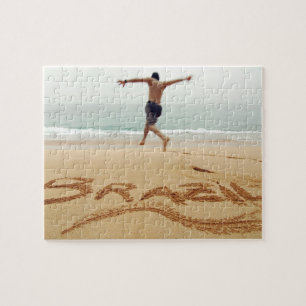 Puzzle BRÉSIL. Un homme barechest en maillot de bain