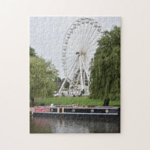 Puzzle Canal Boat et Ferris Wheel, River Avon England UK