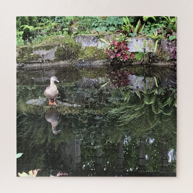 Puzzle Canard femelle dans un étang avec des réflexions (Vertical)