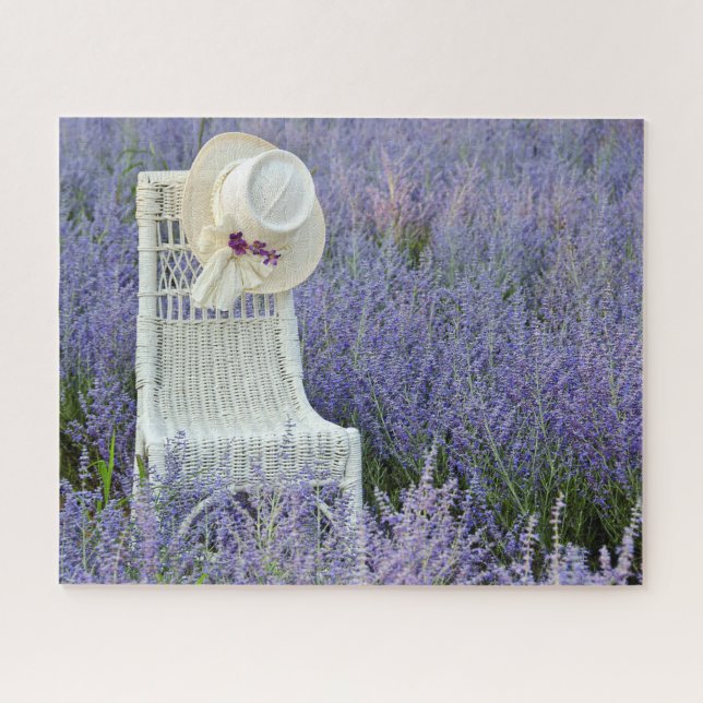 Puzzle chaise en osier dans le champ Sage russe (Horizontal)