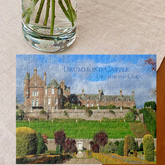 Puzzle Château Drummond Clan et célèbre jardin (Créateur téléchargé)