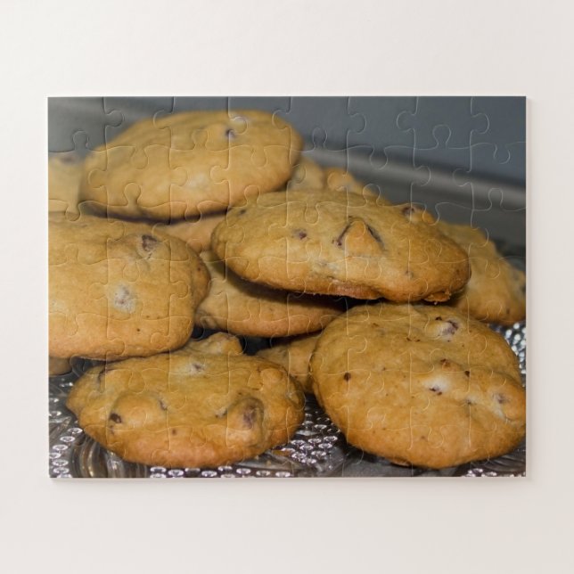 Puzzle Cookies de chips au chocolat sur Platter Photo (Horizontal)