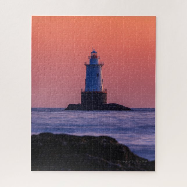 Puzzle Coucher de soleil au phare de Sakonnet, Rhode Isla (Vertical)