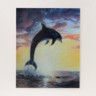 Puzzle Dauphin sautant hors de la mer au coucher du solei