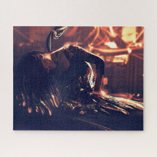 Puzzle de femme de Cyberpunk en métal