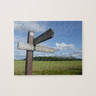 Puzzle des montagnes occidental de signe de