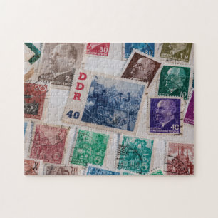 Puzzle Design amusant Avec Timbres De Postage Est-Alleman