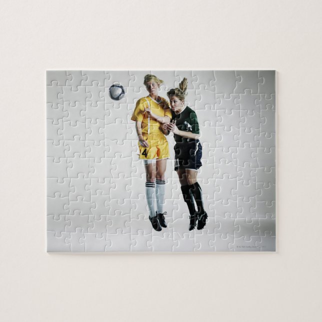 Puzzle Deux joueuses de football féminines en pleine dire (Horizontal)