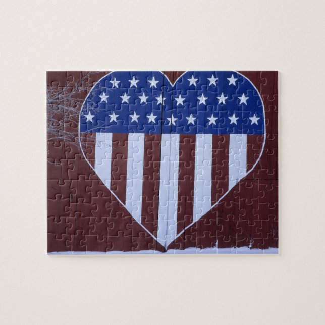 Puzzle Drapeau dans la forme de coeur peinte sur la (Horizontal)