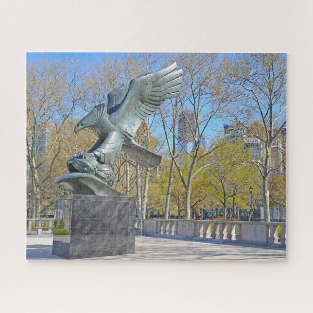 Puzzle Eagle Statue New York. (Horizontal)